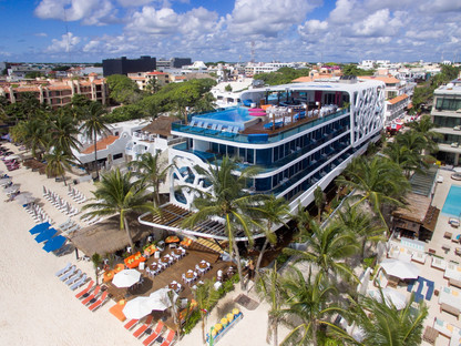 Sanzpont的Carmen Hotel，这是一个受到加勒比海珊瑚的启发的项目